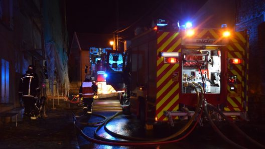 Bordeaux : un important incendie en centre-ville vers Fondaudège