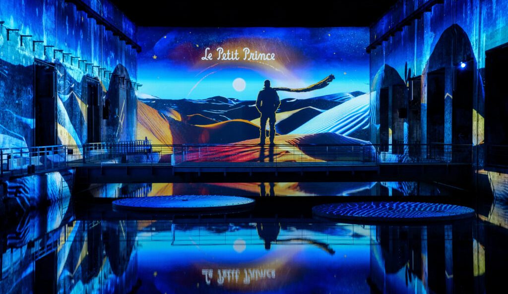 Voyage Féérique aux Bassins des Lumières : Plongez dans l'Univers Magique du Petit Prince et des Maîtres Hollandais
