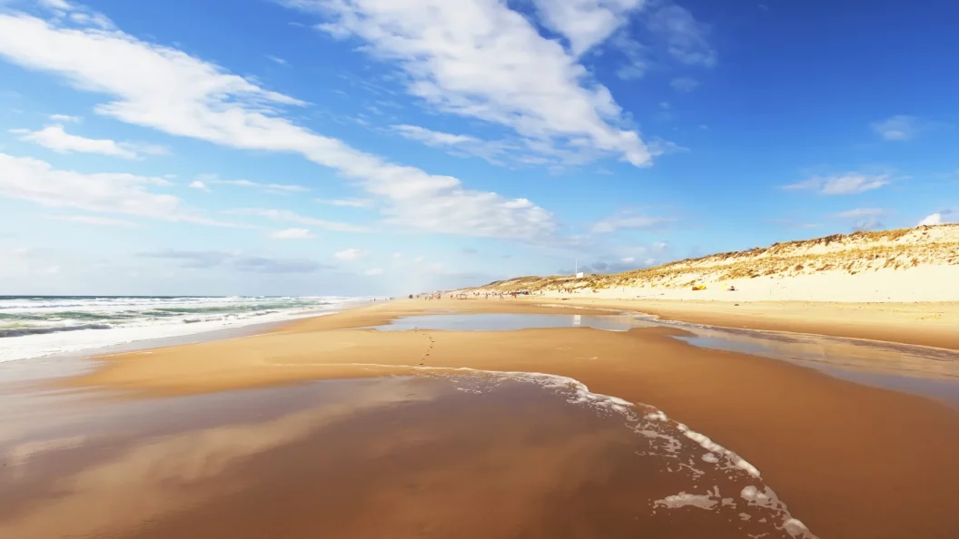 disparition plaisancier, plaisancier britannique, Lacanau, recherches en mer, voilier disparu, alerte maritime, CROSS Étel, naufrage Gironde, conditions météorologiques, Atlantique Sud