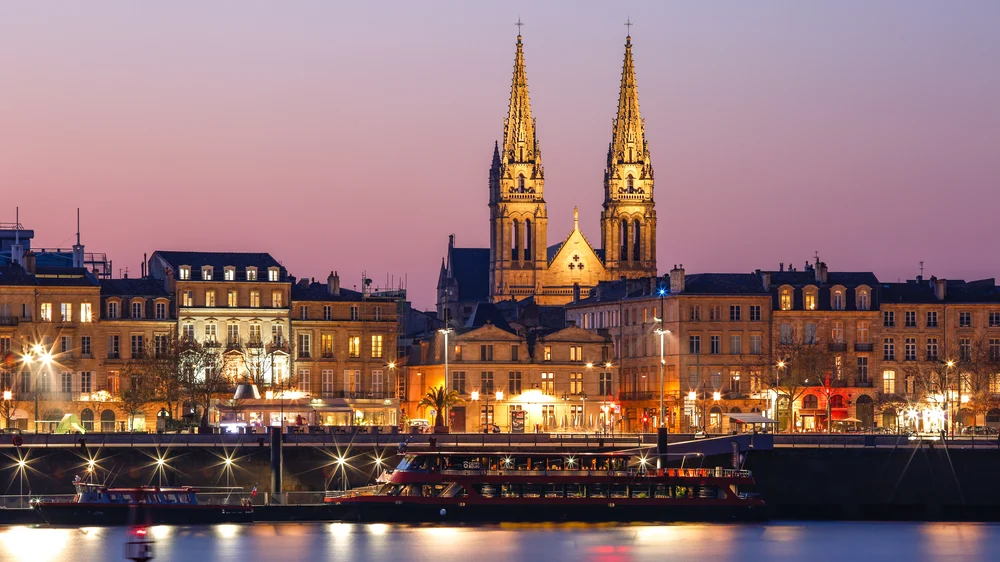 Quai des Chartrons visite soirée nuit illuminé découverte weekend