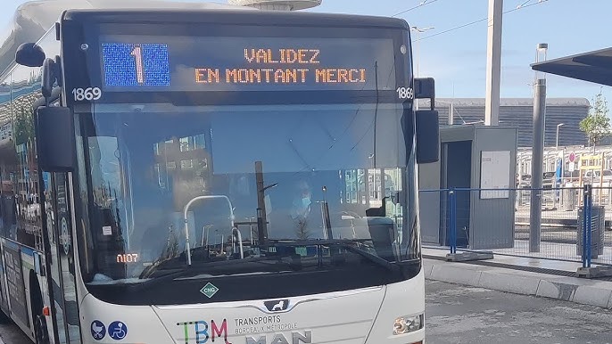 Comment aller au centre-ville de Bordeaux depuis l'aéroport Mérignac
Transport depuis l'aéroport de Bordeaux jusqu'au centre-ville en tramway
Bus direct de l'aéroport de Bordeaux à la gare Saint-Jean
Prix des transports entre l'aéroport de Bordeaux et le centre-ville