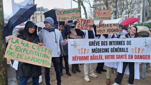 Médecine générale : les internes en grève contre une réforme improvisée et risquée pour les patients