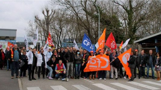 Mobilisation chez Thales Mérignac : les syndicats réclament une meilleure redistribution des richesses