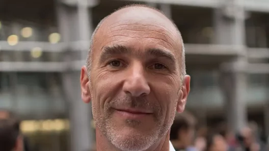 Publicité pour l’alcool sur les réseaux : un député bordelais monte au front pour protéger les jeunes