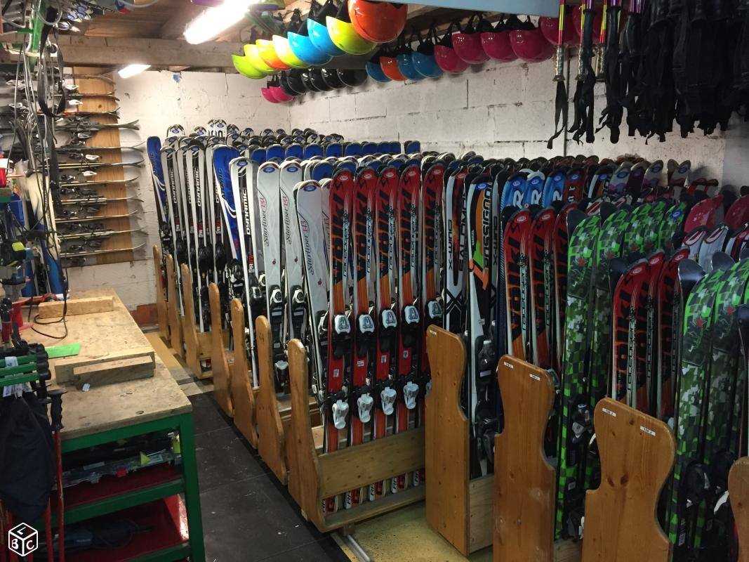 Ski Service Cadaujac : la location de skis qui cartonne à 200 km des pistes