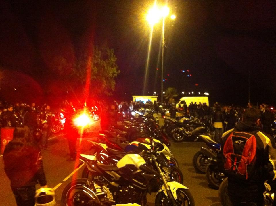 Bordeaux : la piste de Labarde envahie par des caravanes, les motards craignent pour son avenir