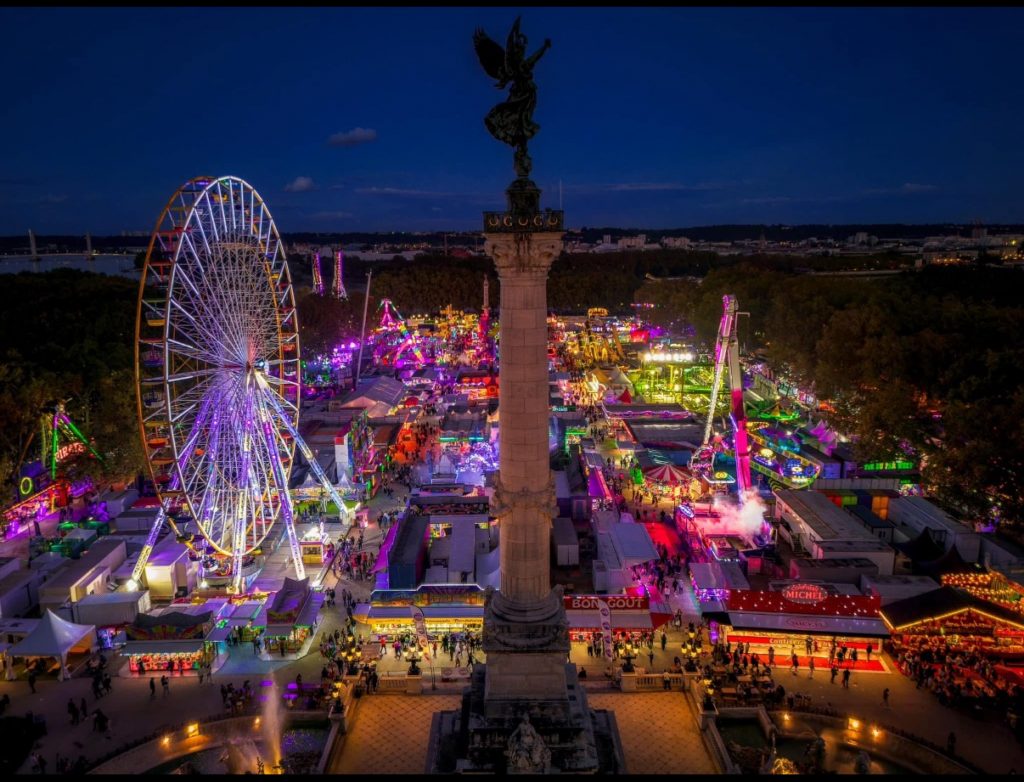 La Foire aux Plaisirs s’installe à Bordeaux : frissons et nouveautés au programme
