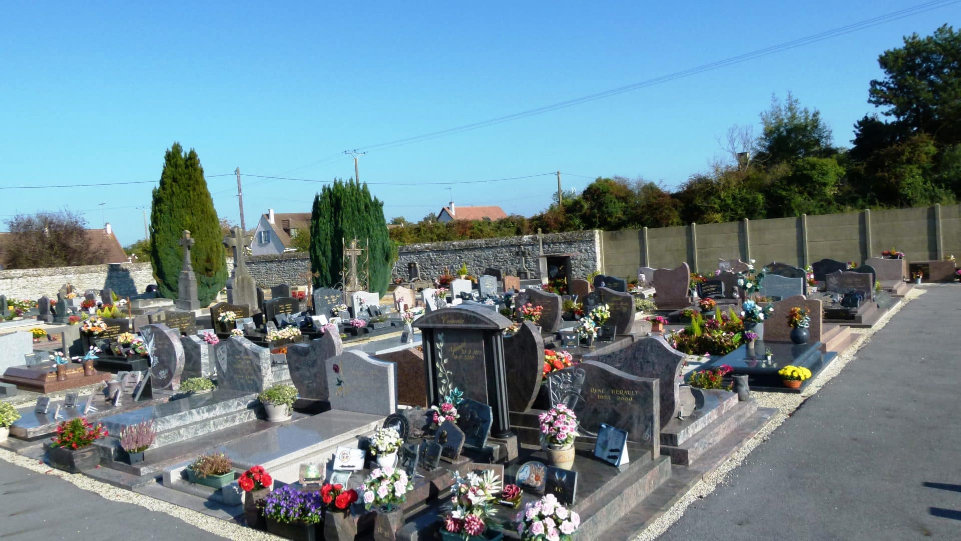 Bordeaux : les cimetières de demain, entre mémoire et urbanisme