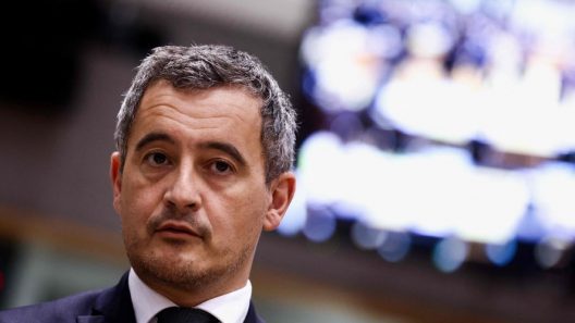 Polémique en prison : le ministre de la Justice interdit les activités ludiques après une controverse sur des soins esthétiques