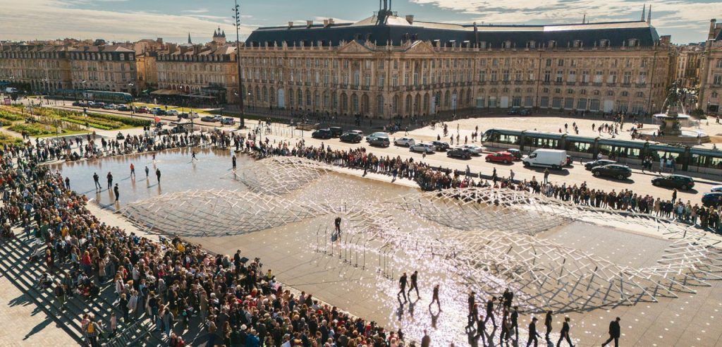 Le Festival International des Arts de Bordeaux : un tourbillon créatif au cœur de la métropole