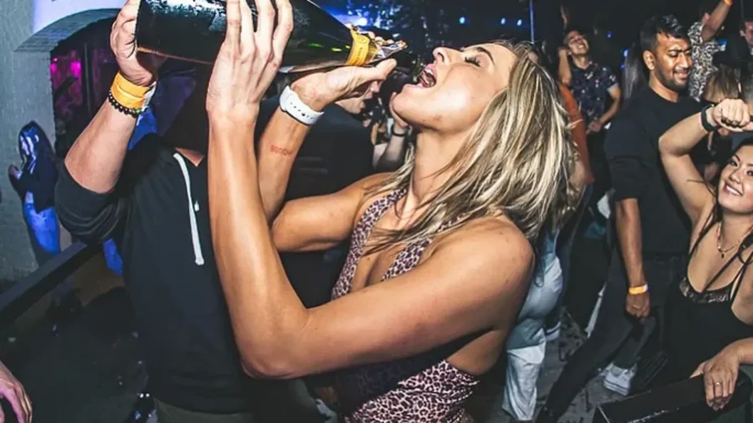 Bordeaux : la nuit en danger ? Boîtes de nuit en crise, nouvelles fêtes clandestines et boom des soirées alternatives