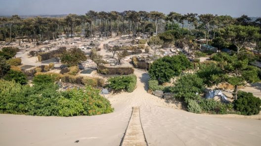 Dune du Pilat : la reconstruction des campings sous le feu des critiques