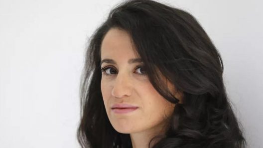 Chute express : Lydia Guirous évincée après des accusations de management toxique en Gironde