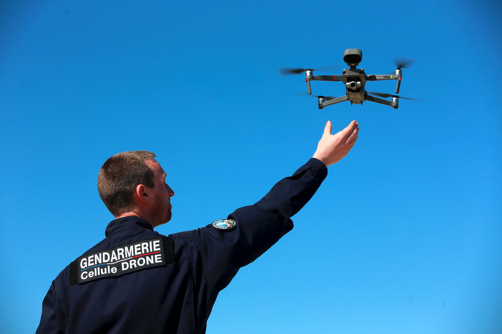 Drones en Gironde : ces gardiens du ciel qui révolutionnent la sécurité et la prévention