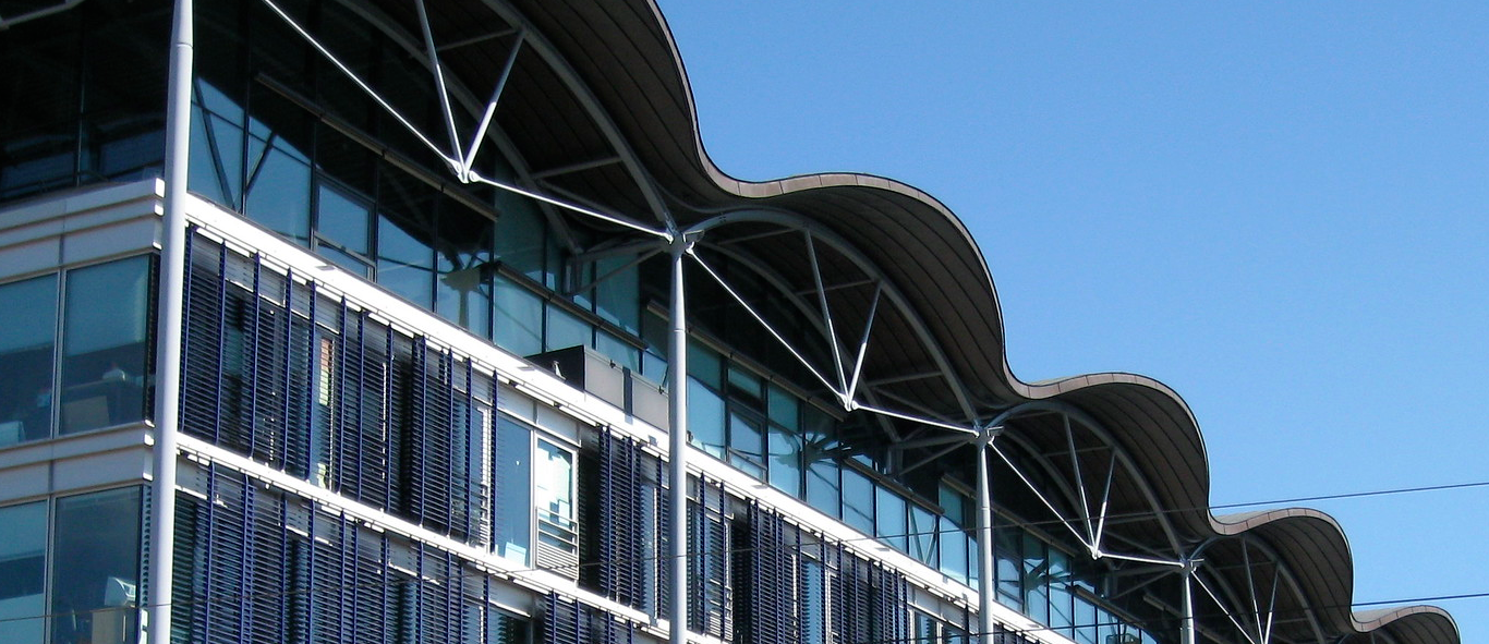 Violences sexistes au travail : La Poste traîne son comité régional en justice