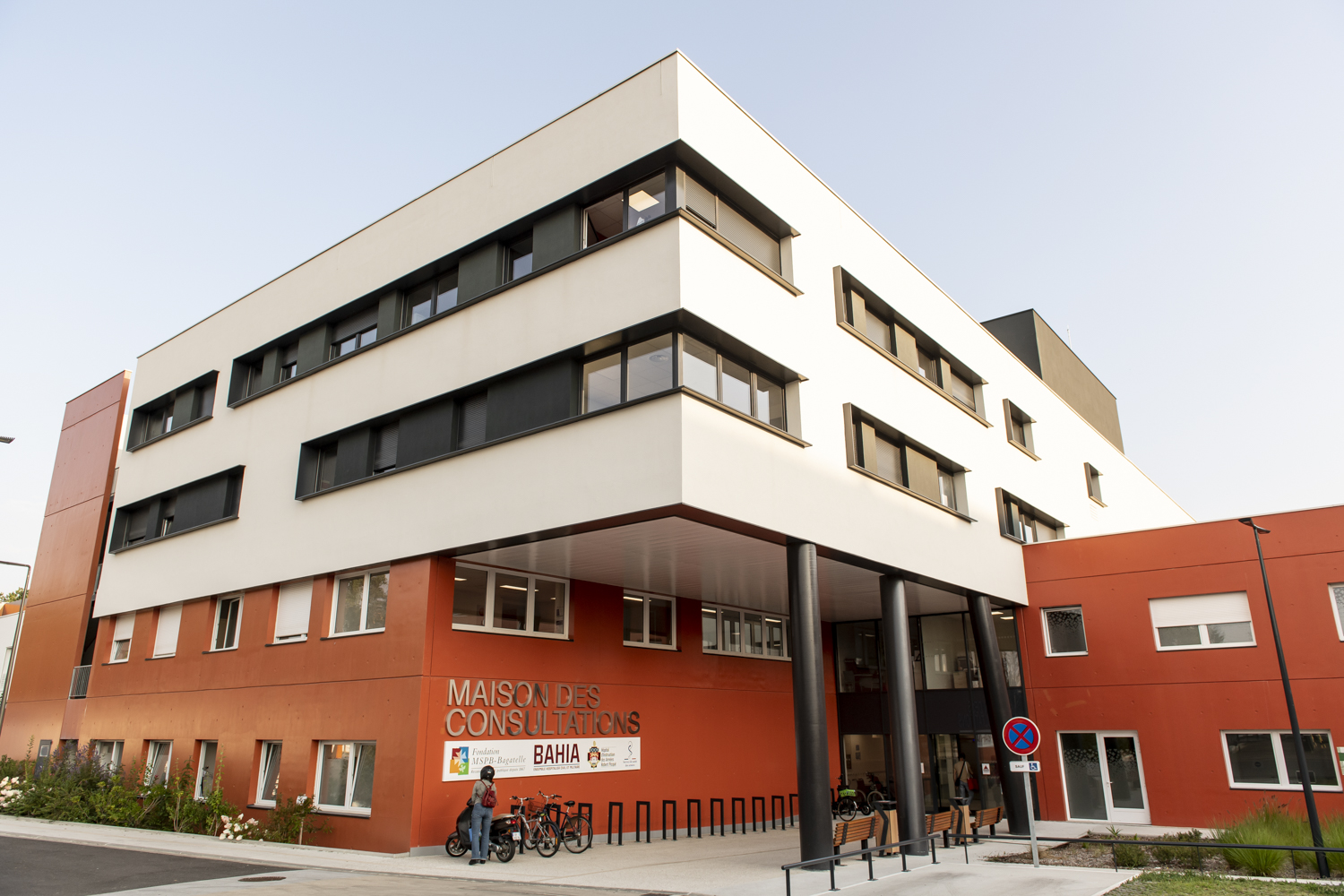 À Bagatelle, la colère monte dans les rangs du personnel soignant