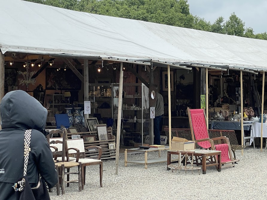 Bordeaux : la Foire à la brocante s’installe place des Quinconces jusqu’au 11 mai