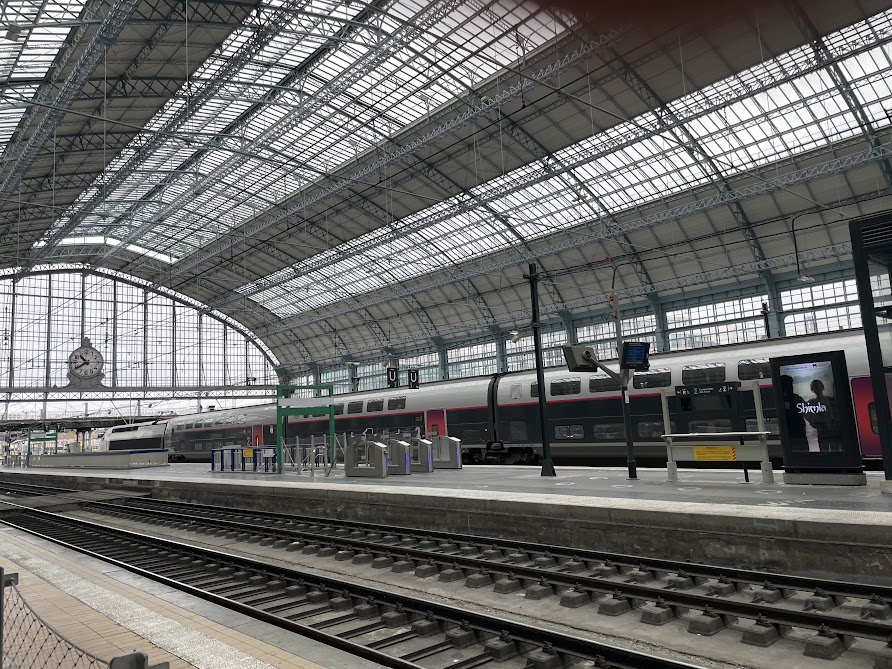 Incendie à Gardonne : le trafic ferroviaire coupé entre Gironde et Dordogne