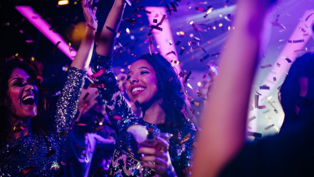 Mama Dancing Queen : la soirée bordelaise qui libère les mamans avec des paillettes et zéro charge mentale