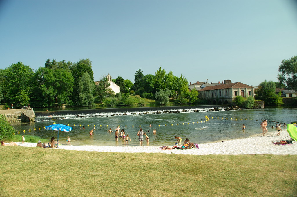 Saint-Seurin-sur-l’Isle : alerte en Libournais, baignade interdite tout l’été