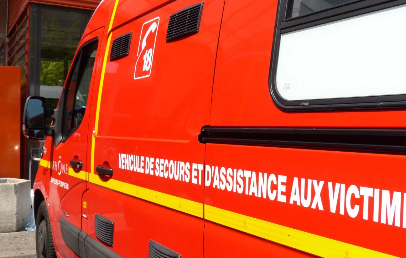 Pian-Médoc : une conductrice perd la vie après une sortie de route