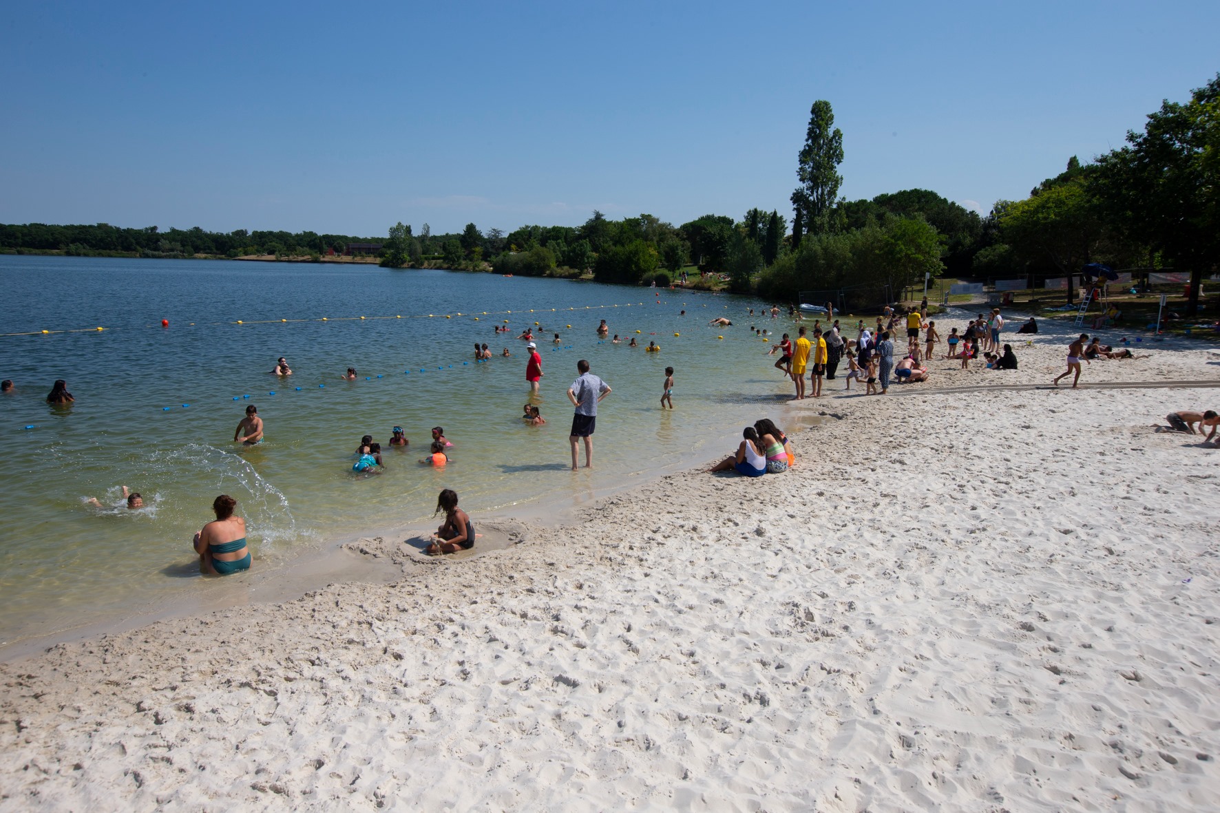 Où se rafraîchir en Sud-Gironde cet été : plages, piscines, lacs accessibles