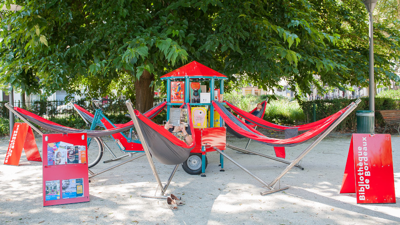 La bibliambule - Bordeaux : les bibliothèques sortent dans la rue tout l’été