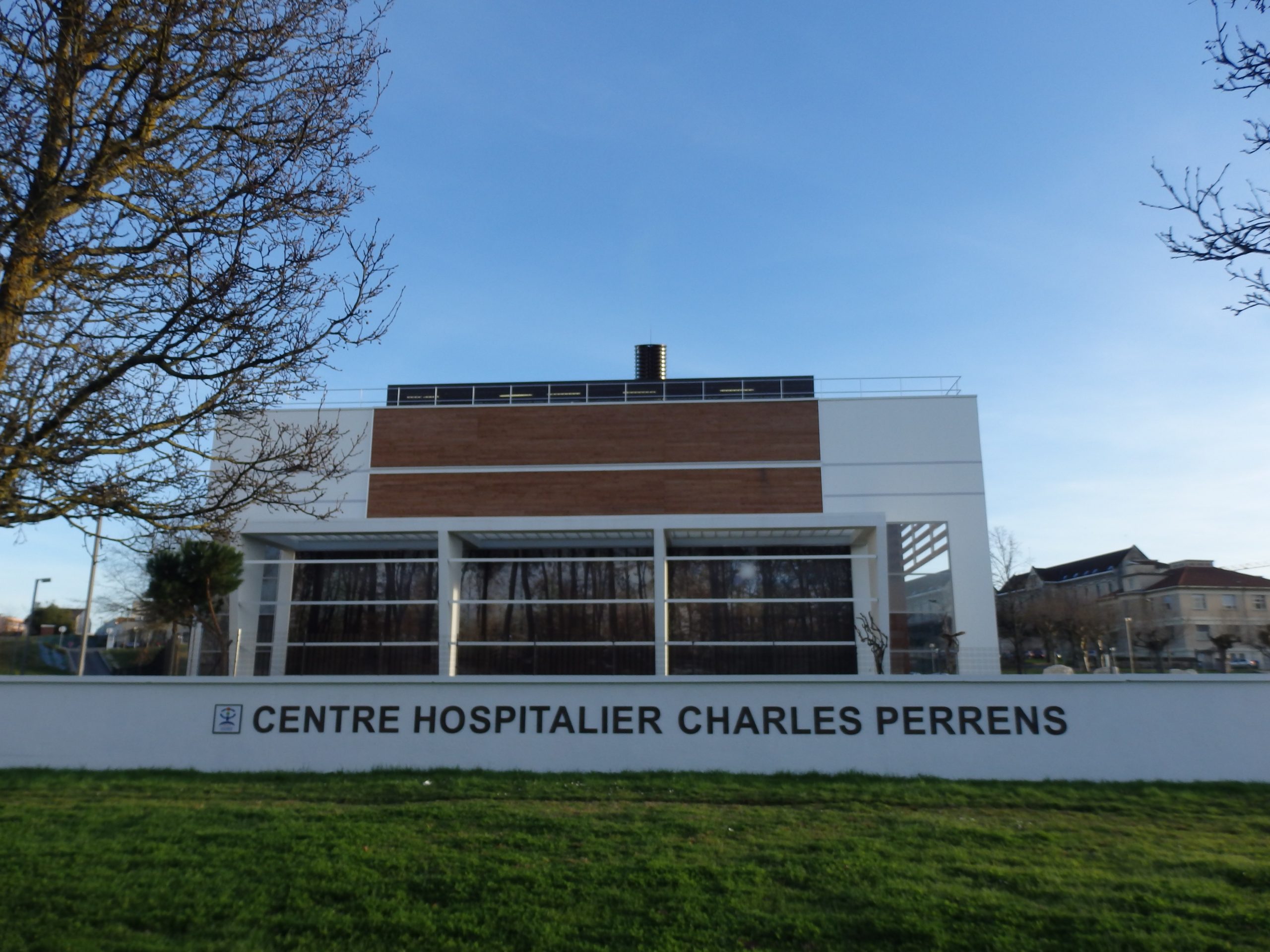 Le centre hospitalier Charles-Perrens sécurise son réseau après détection bactérienne