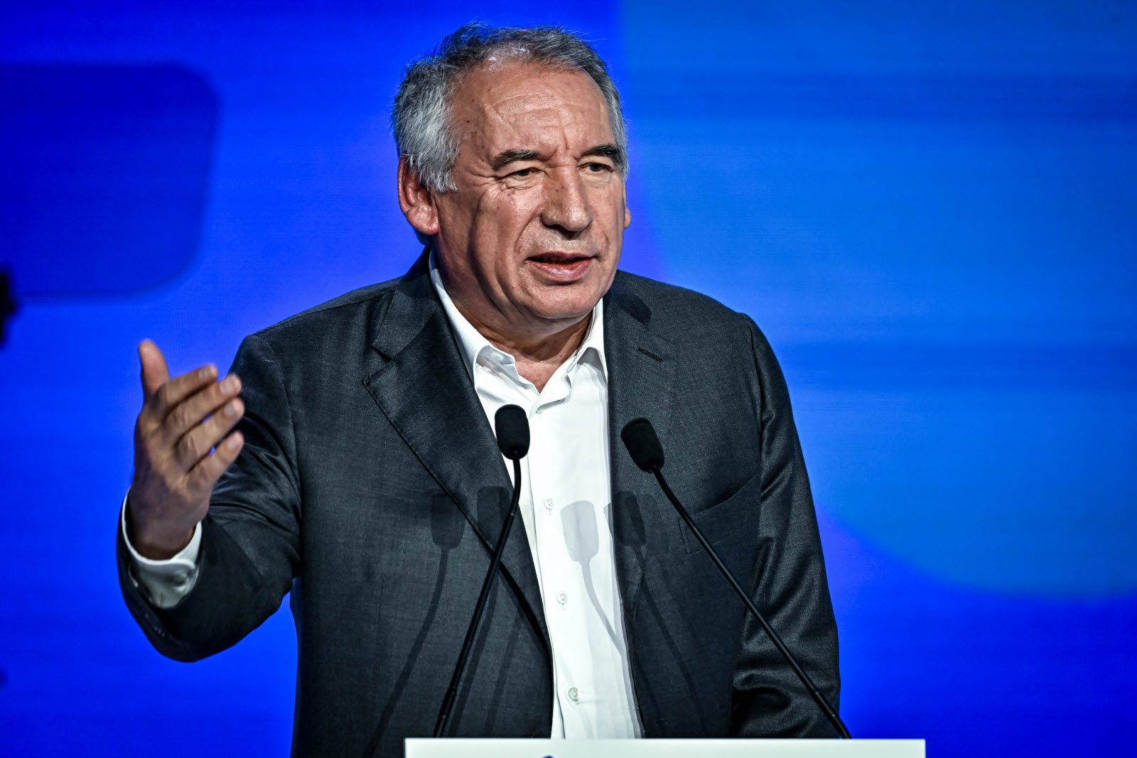 Budget 2026 : Bayrou serre la vis sur les dépenses publiques, voici ce qu'il faut en retenir