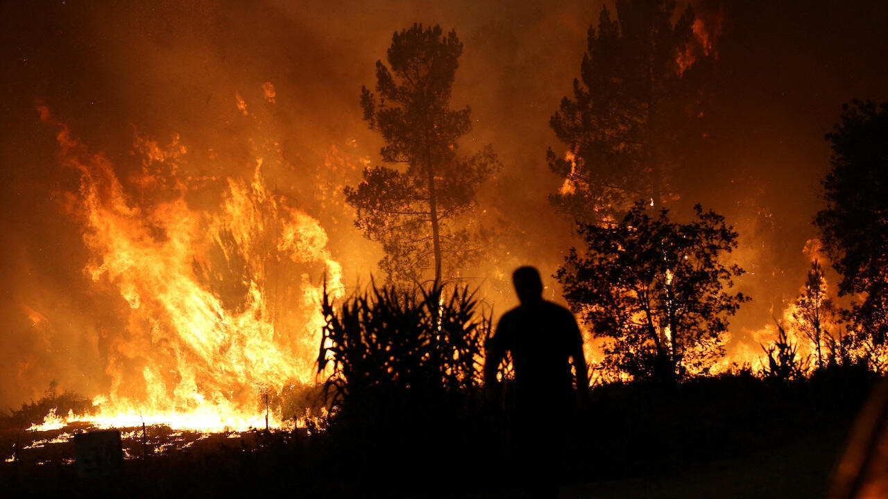 Sud de la France : les incendies se multiplient, l’Aude durement touchée, la Gironde sur le qui-vive