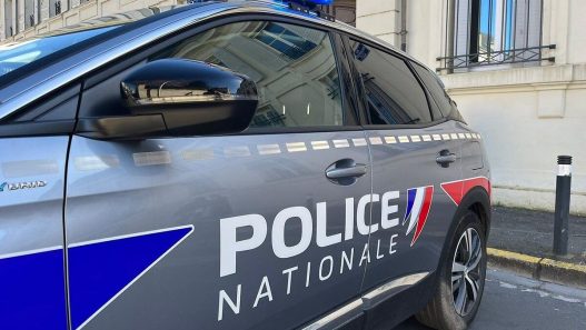 Braquage express à Aldi Mérignac : la police à la recherche du suspect
