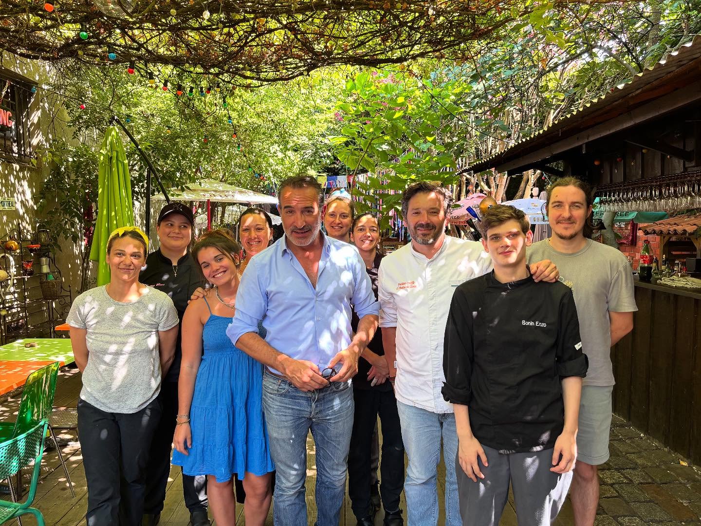 Bordeaux : Jean Dujardin s’offre une pause à Bacalan