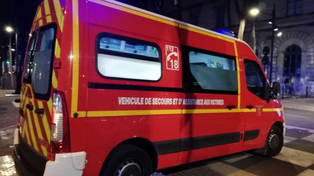 Quai de Paludate à Bordeaux : une rixe nocturne dégénère, un jeune percuté par une voiture