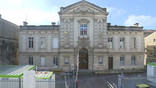 Libourne : Un ancien entraîneur sportif renvoyé devant le tribunal pour agressions sexuelles sur mineures