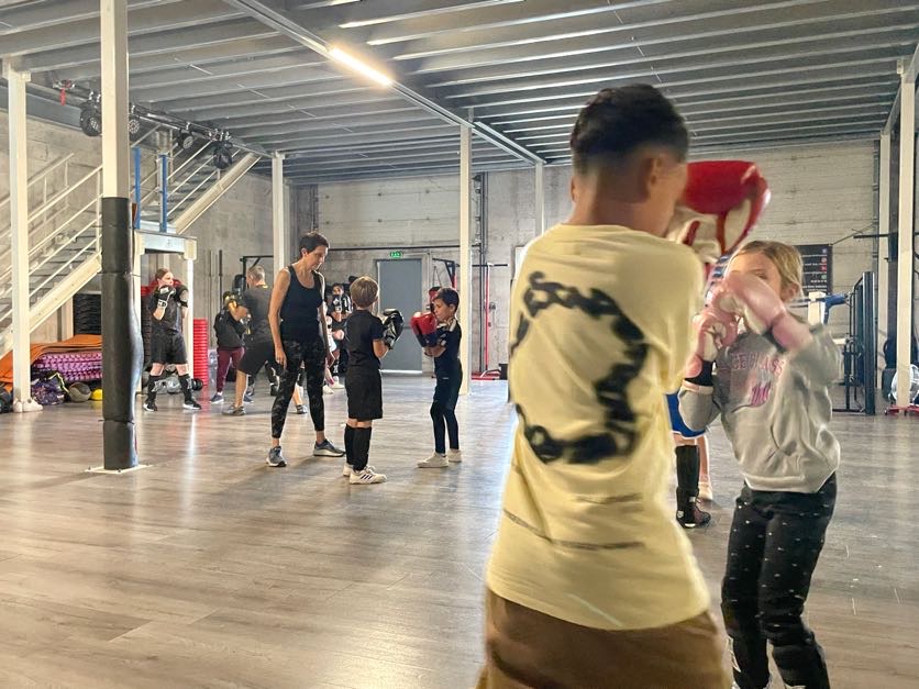 Le Cercle Savate Boxe Française d'Eysines : une école du respect qui façonne des sportifs complets et stratèges