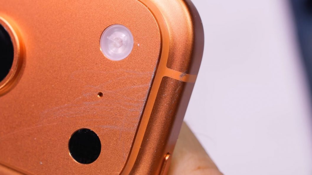 iPhone 17 Pro Scratch Gate : Apple critiqué pour le revêtement du dernier iPhone 17 Pro, il se raye trop facilement