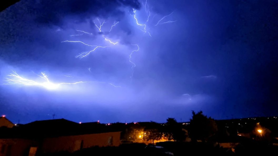 Fin du beau temps : le département de la Gironde placé en alerte pour risques orageux