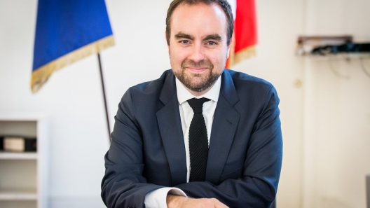 Nomination de Sébastien Lecornu : Emmanuel Macron désigne un fidèle pour diriger Matignon