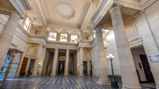 Bordeaux : 15 ans de prison pour un homme coupable d’exploitation sexuelle de mineures