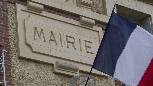 Léognan : des habitants dénoncent l’inaction face à un agent condamné pour harcèlement sexuel