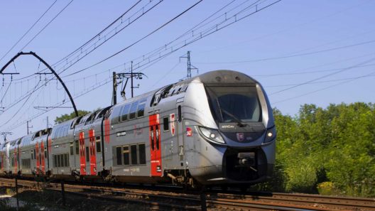 Bordeaux : Incendie près d’Hourcade, la circulation ferroviaire coupée
