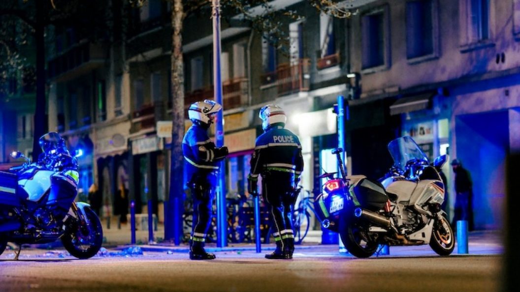 Fusillade à l’arme automatique à Nice : deux morts et plusieurs blessés après des tirs aux Moulins