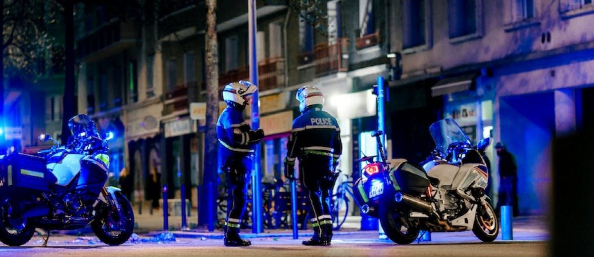 Fusillade à l’arme automatique à Nice : deux morts et plusieurs blessés après des tirs aux Moulins