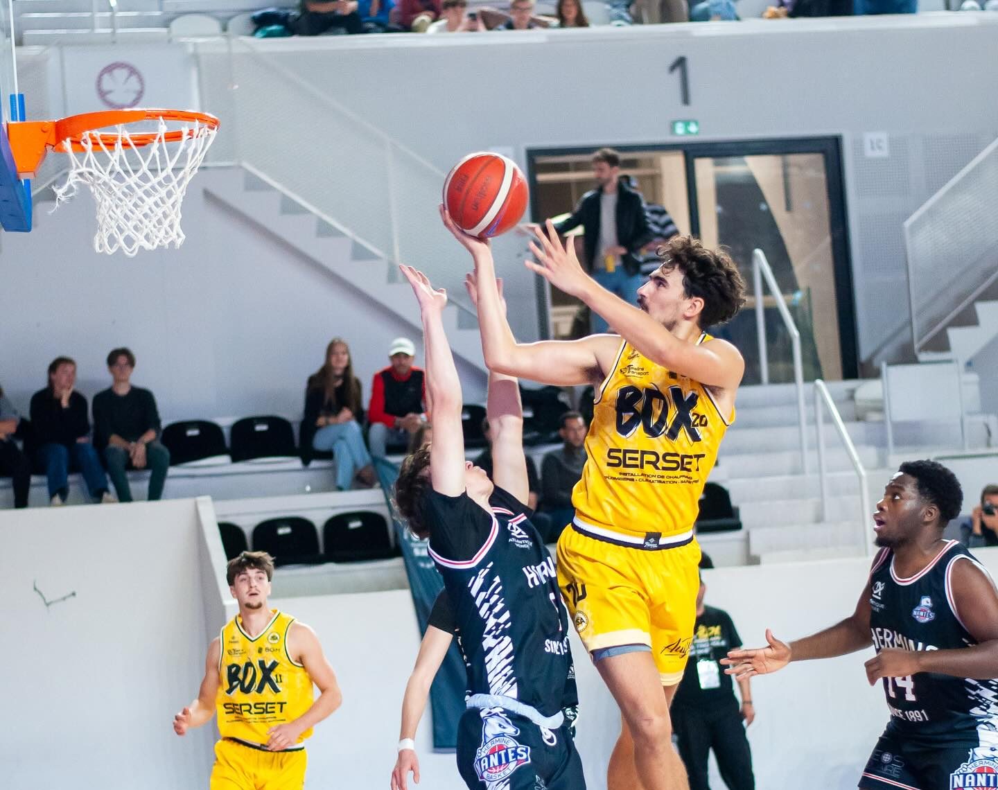 Bordeaux : une vidéo révèle des cris racistes lors d’un match de basket
