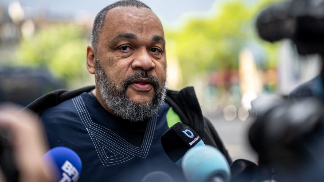 La préfecture de la Gironde bloque la représentation de Dieudonné