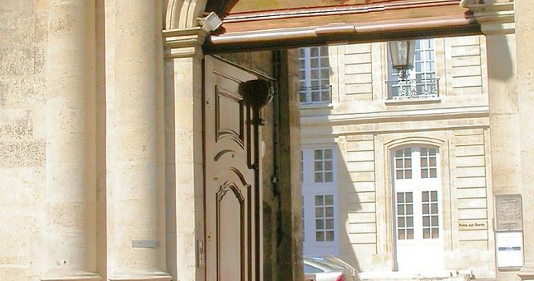 Bordeaux : quatre acteurs sociaux unissent leurs forces pour simplifier l’accès aux services solidaires