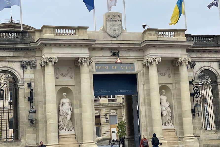 Municipales 2026 à Bordeaux : LFI active sa stratégie pour rassembler la gauche et mobiliser les habitants