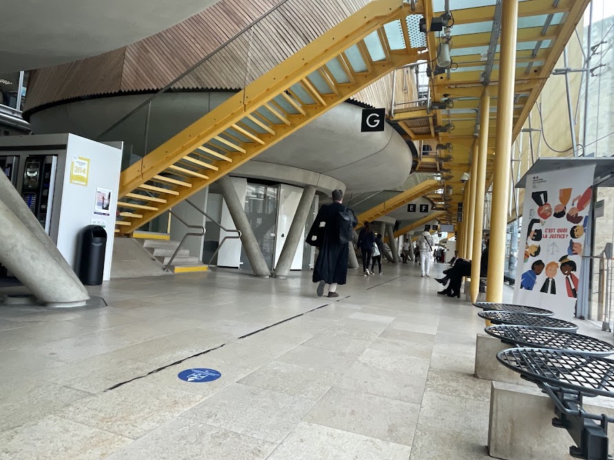 Mérignac : altercation au B11, un homme condamné après une agression au pistolet d’alarme