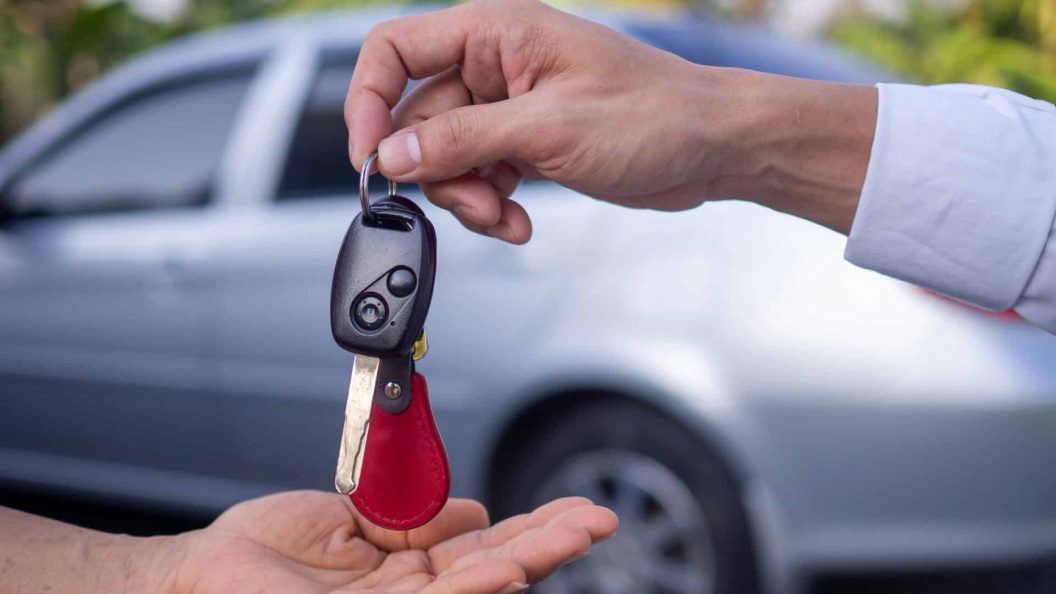 Vente de voitures défectueuses : deux anciens commerçants jugés à Bordeaux