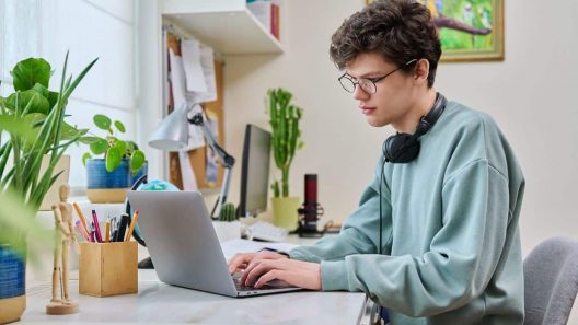 Résidence Claudeville à Bruges : des logements étudiants modernes au cœur du Tasta